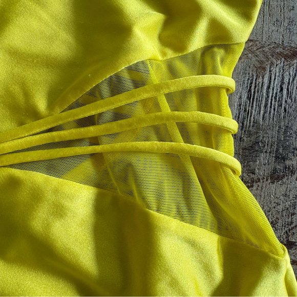 LA Designs Dance Leotard Size Child Large Yellow - Picture 7 of 9